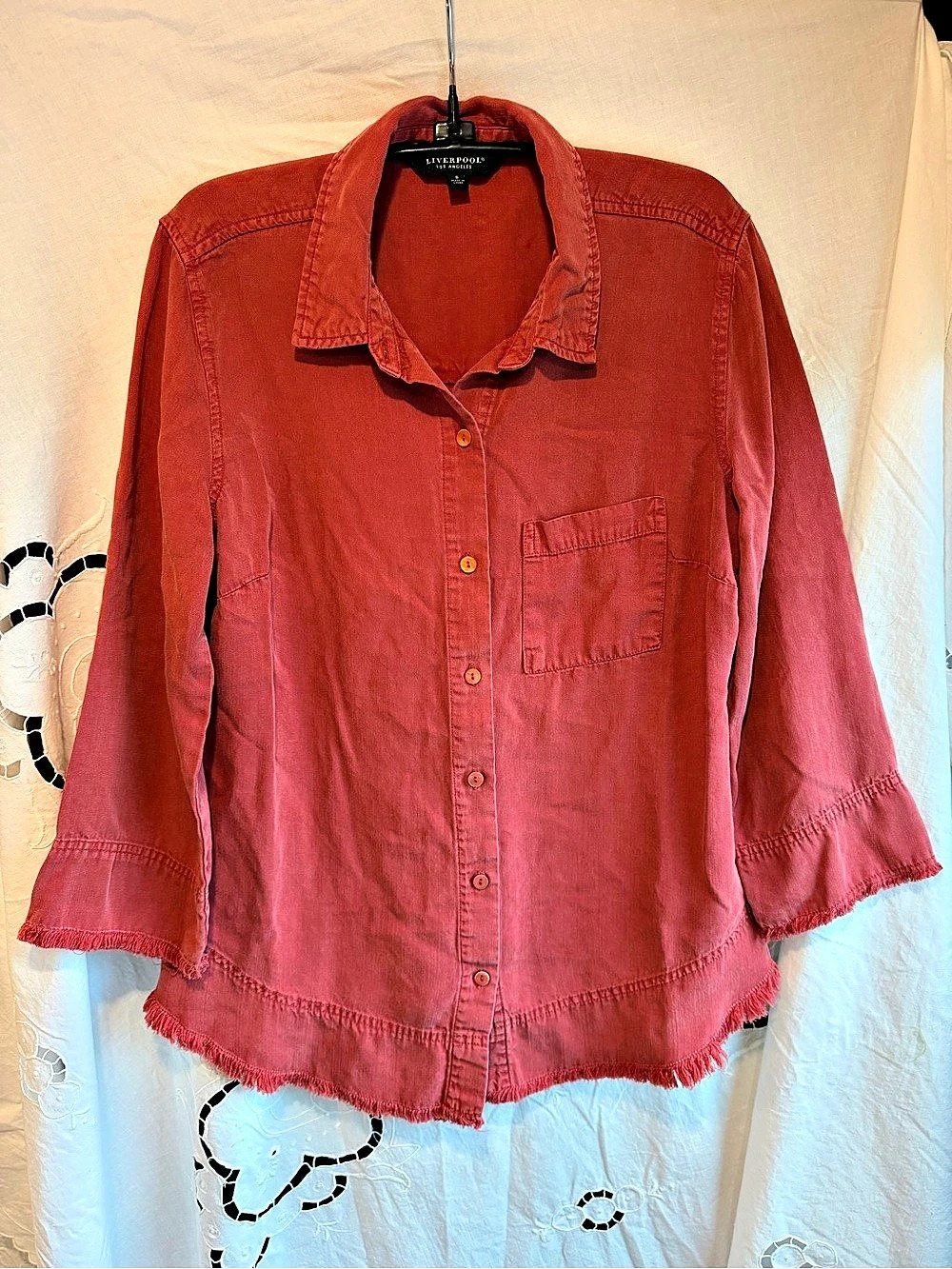 Liverpool Los Angeles Lyocell Frayed Hem Blouse Terra Rouge Size S Button Front!